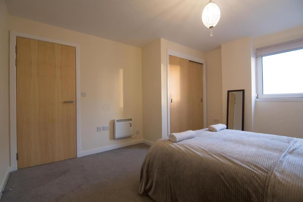 Executive 2 Bed 2 Bath - Free Parking Appartement Glasgow Buitenkant foto
