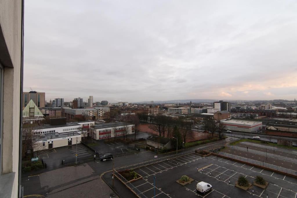 Executive 2 Bed 2 Bath - Free Parking Appartement Glasgow Buitenkant foto