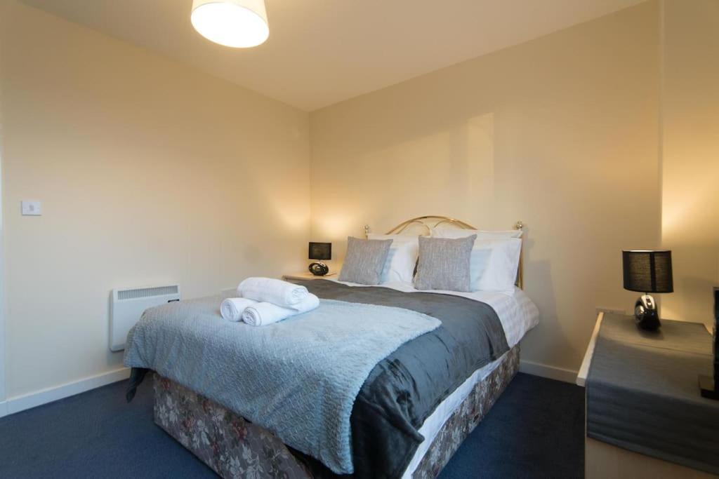 Executive 2 Bed 2 Bath - Free Parking Appartement Glasgow Buitenkant foto