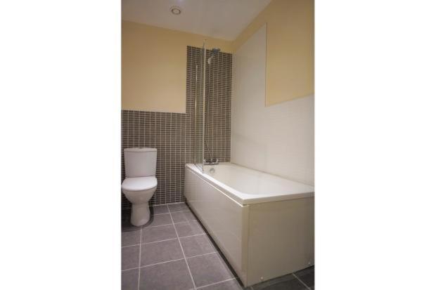 Executive 2 Bed 2 Bath - Free Parking Appartement Glasgow Buitenkant foto